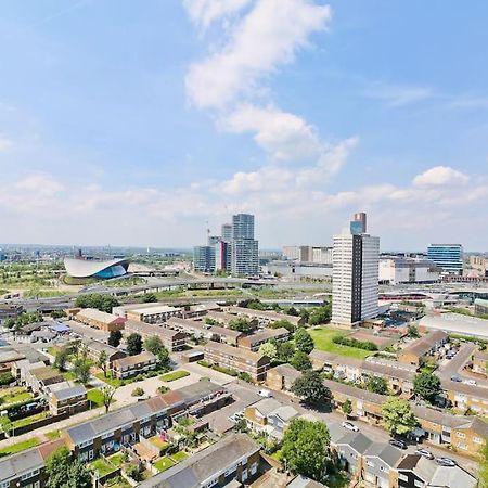 Апартаменты 2 Bed 2 Baths Apt In Stratford Лондон Экстерьер фото